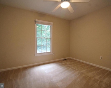 6065 Innisvale Drive - Photo Thumbnail 19