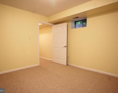 6065 Innisvale Drive - Photo Thumbnail 27