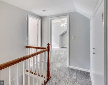 6641 Barrett Road - Photo Thumbnail 22