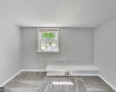 6641 Barrett Road - Photo Thumbnail 30