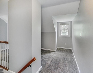 6641 Barrett Road - Photo Thumbnail 21