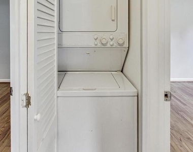6641 Barrett Road - Photo Thumbnail 20