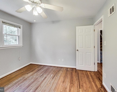 6641 Barrett Road - Photo Thumbnail 13