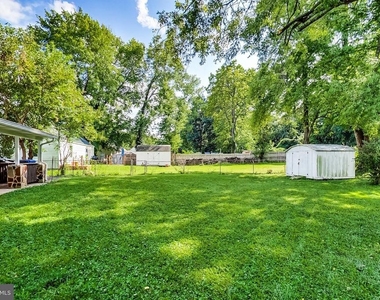 6641 Barrett Road - Photo Thumbnail 43