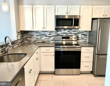 8071 Pantano Place - Photo Thumbnail 12