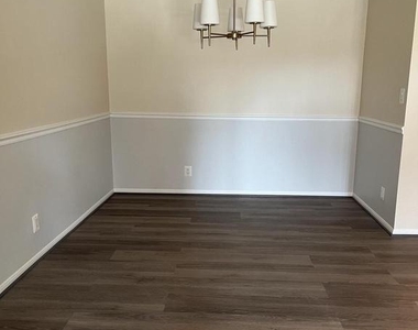 8350 Greensboro Drive - Photo Thumbnail 38