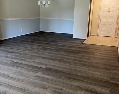 8350 Greensboro Drive - Photo Thumbnail 5
