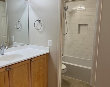 8350 Greensboro Drive - Photo Thumbnail 6