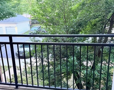 4137 Fountainside Lane - Photo Thumbnail 10