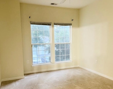 4137 Fountainside Lane - Photo Thumbnail 6