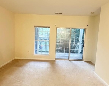 4137 Fountainside Lane - Photo Thumbnail 3