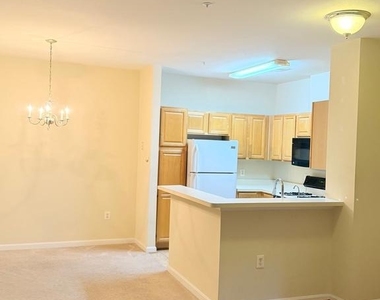 4137 Fountainside Lane - Photo Thumbnail 4