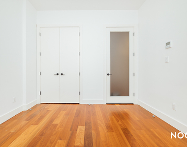 197 Freeman St - Photo Thumbnail 6