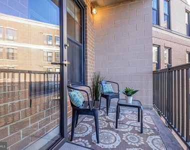 444 W Broad Street - Photo Thumbnail 16