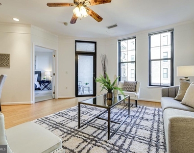 444 W Broad Street - Photo Thumbnail 8