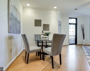 444 W Broad Street - Photo Thumbnail 9