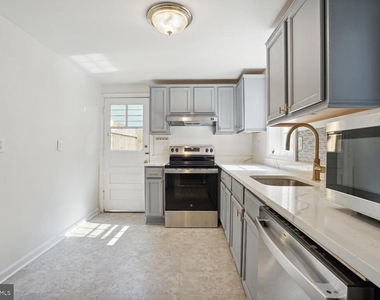 1121 Prince Street - Photo Thumbnail 10