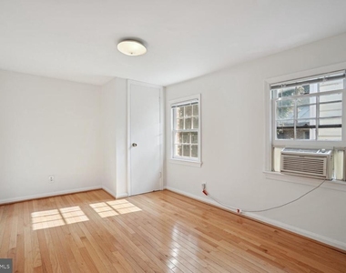 1121 Prince Street - Photo Thumbnail 13
