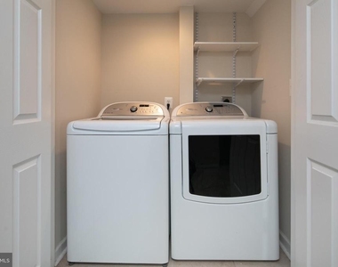 4428 Vermont Avenue - Photo Thumbnail 9