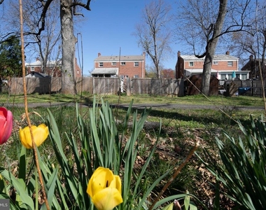 4428 Vermont Avenue - Photo Thumbnail 16