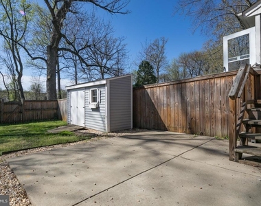 4428 Vermont Avenue - Photo Thumbnail 2