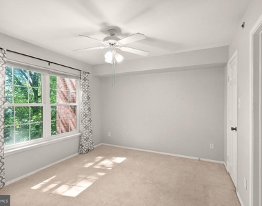 3313 Wyndham Circle - Photo Thumbnail 12