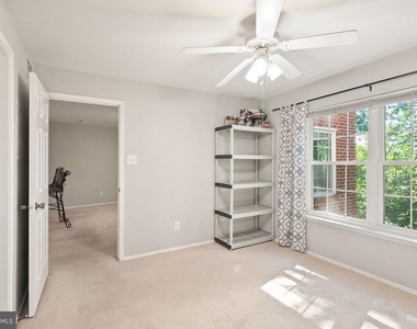 3313 Wyndham Circle - Photo Thumbnail 11