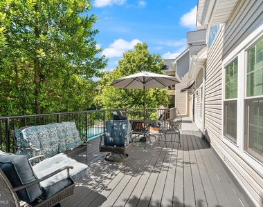 3313 Wyndham Circle - Photo Thumbnail 18