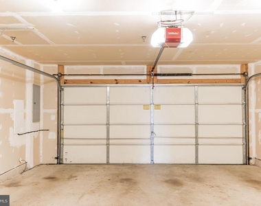 908 W Glebe Road - Photo Thumbnail 28