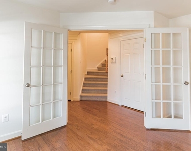 908 W Glebe Road - Photo Thumbnail 26