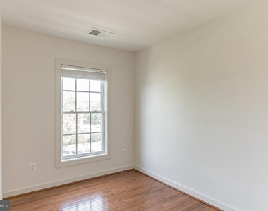 908 W Glebe Road - Photo Thumbnail 20