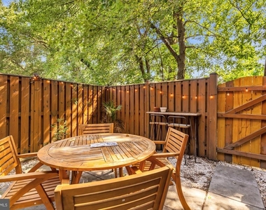 2536 S Walter Reed Drive - Photo Thumbnail 8