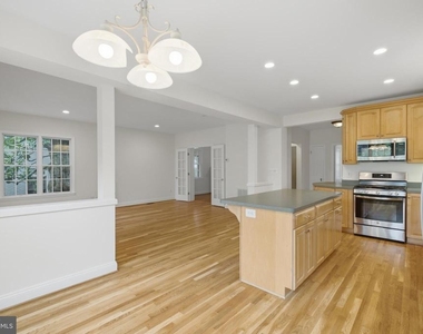 4403 19th Street N - Photo Thumbnail 17