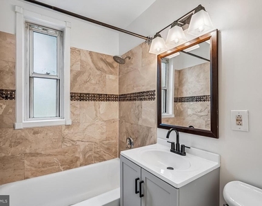 4304 Pershing Drive N - Photo Thumbnail 15