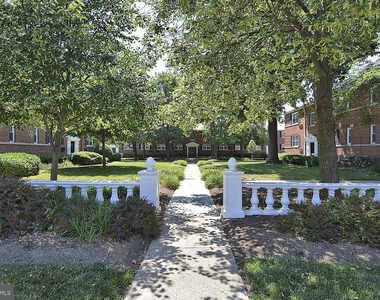 4304 Pershing Drive N - Photo Thumbnail 28