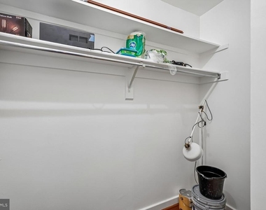 4304 Pershing Drive N - Photo Thumbnail 21