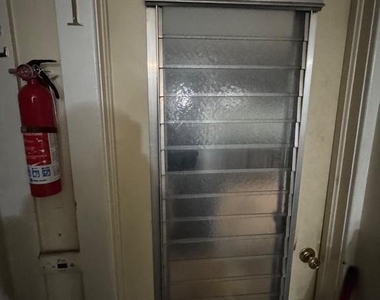 131 Schuylkill Avenue - Photo Thumbnail 2