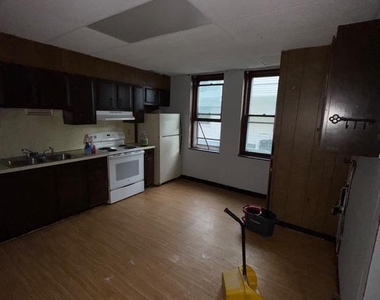 131 Schuylkill Avenue - Photo Thumbnail 11