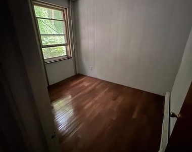 131 Schuylkill Avenue - Photo Thumbnail 6
