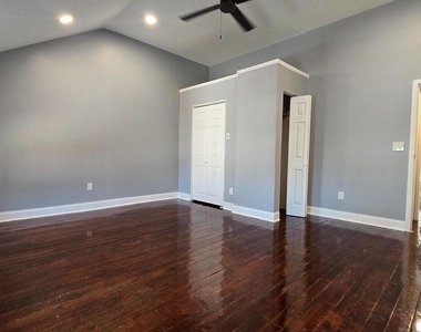 129 Ripka Street - Photo Thumbnail 17