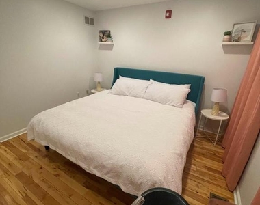 217 W Girard Avenue - Photo Thumbnail 18