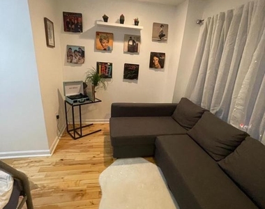 217 W Girard Avenue - Photo Thumbnail 27