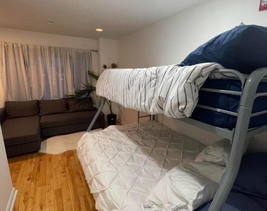 217 W Girard Avenue - Photo Thumbnail 32