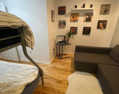 217 W Girard Avenue - Photo Thumbnail 25