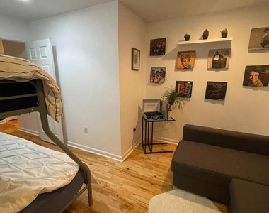 217 W Girard Avenue - Photo Thumbnail 28
