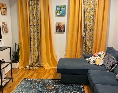 217 W Girard Avenue - Photo Thumbnail 2