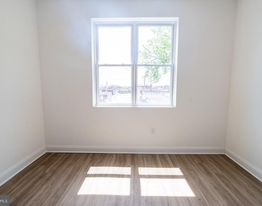 3140 W Diamond Street - Photo Thumbnail 10