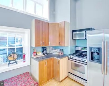 908 New Market Street - Photo Thumbnail 7