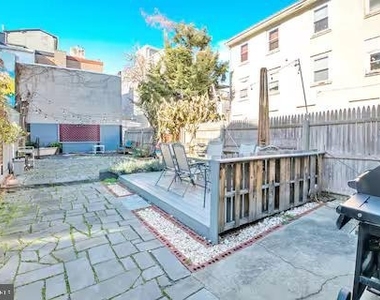 908 New Market Street - Photo Thumbnail 5