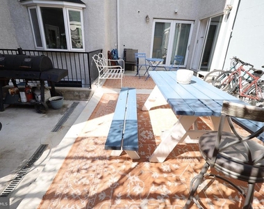 2005 N Mascher Street - Photo Thumbnail 26